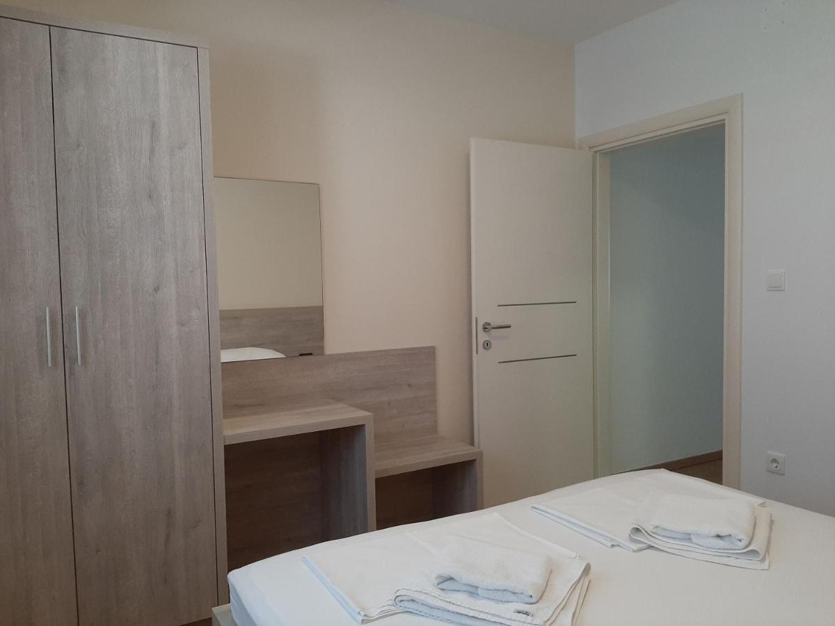 Apartments Edo Novalja Extérieur photo