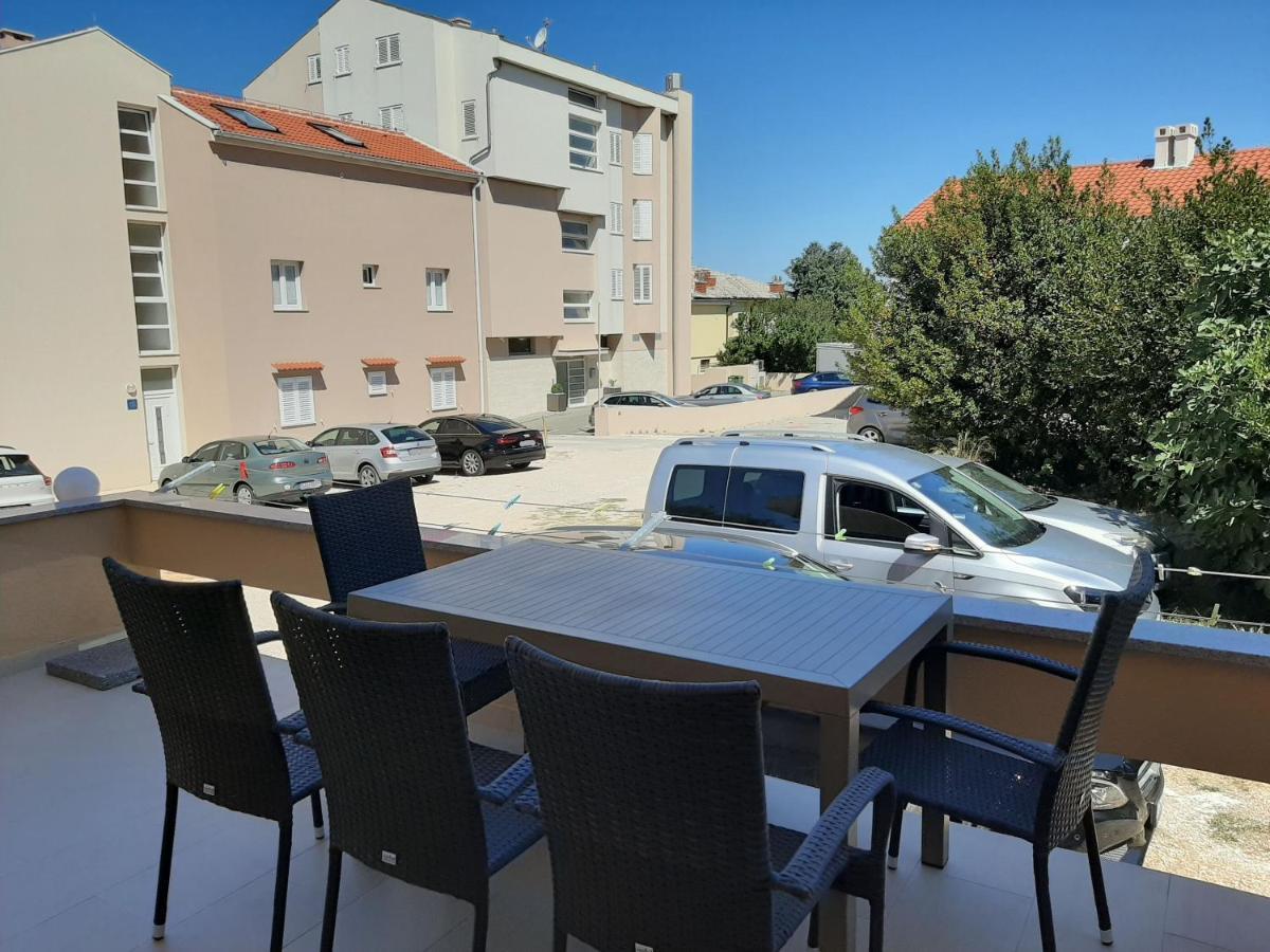 Apartments Edo Novalja Extérieur photo