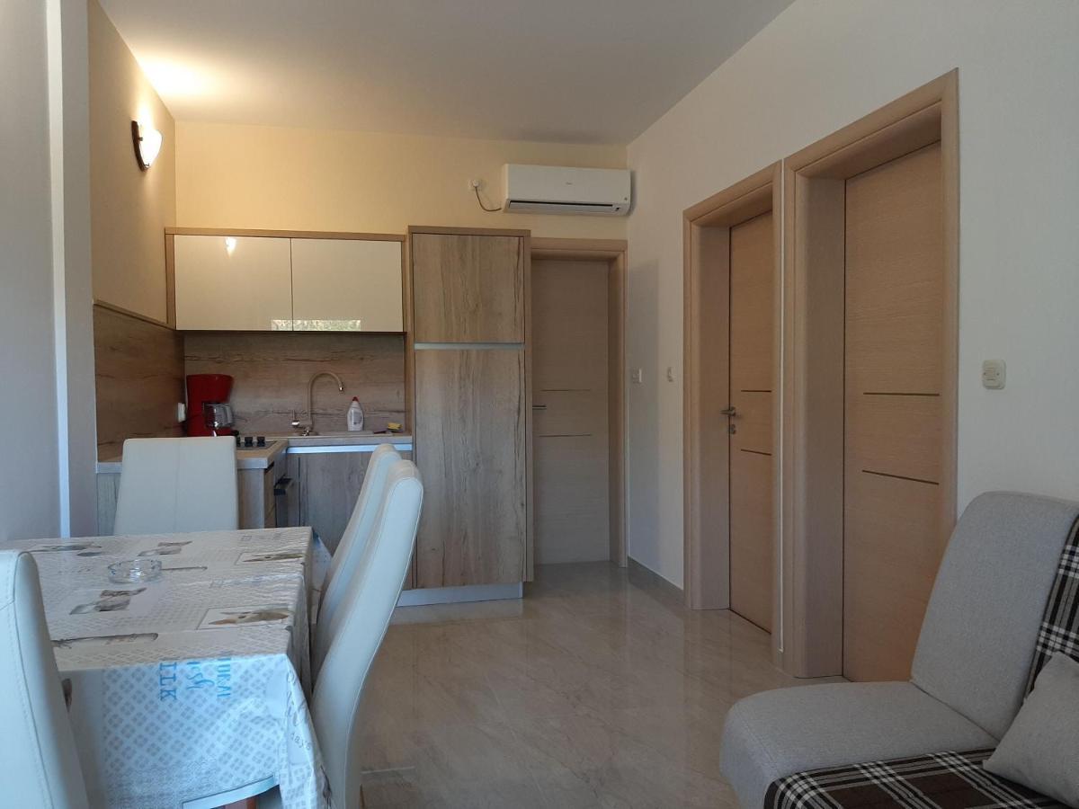 Apartments Edo Novalja Extérieur photo