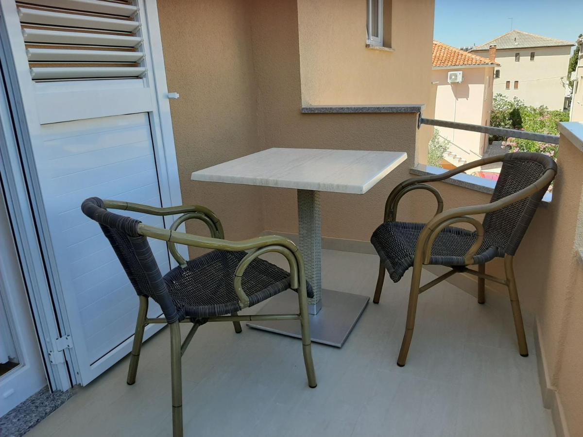 Apartments Edo Novalja Extérieur photo